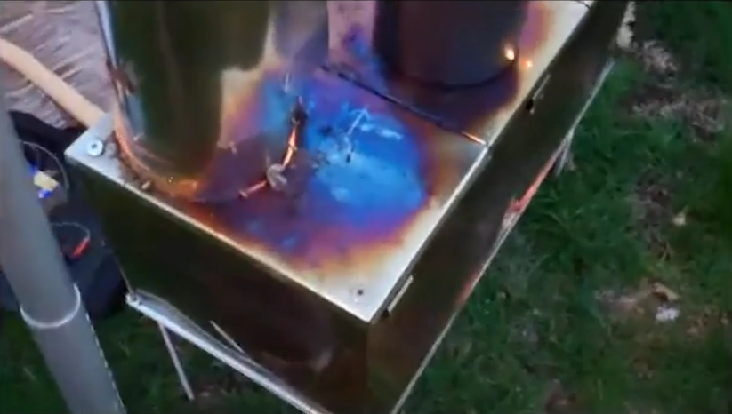 موقد خيمة قابل للطي وخفيف الوزن أقل من 15 رطلاً